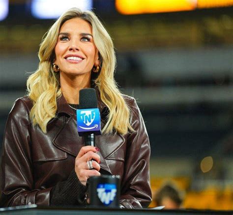 Charissa Thompson Tube Search (16 videos)